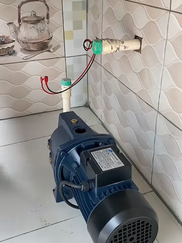 Roofing team working in Laguna Niguel, CA